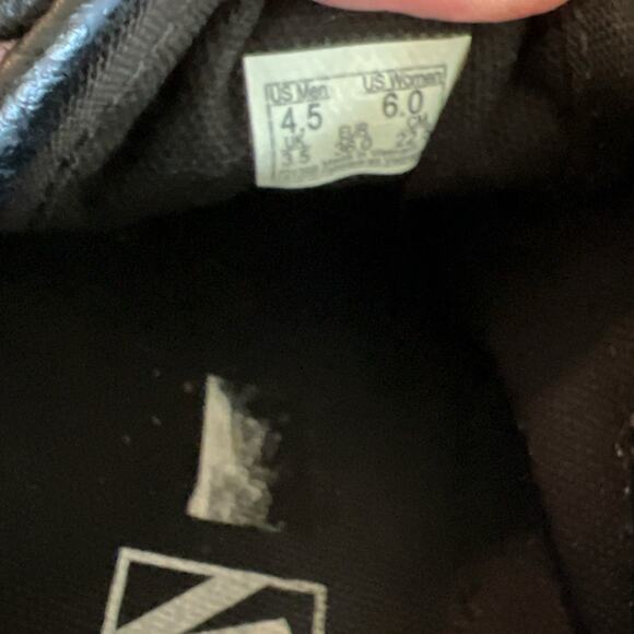 VANS Unisex Old Skool Galaxy and Black Skate Shoes Men Size 4.5 Women Size 6 - Picture 8 of 8